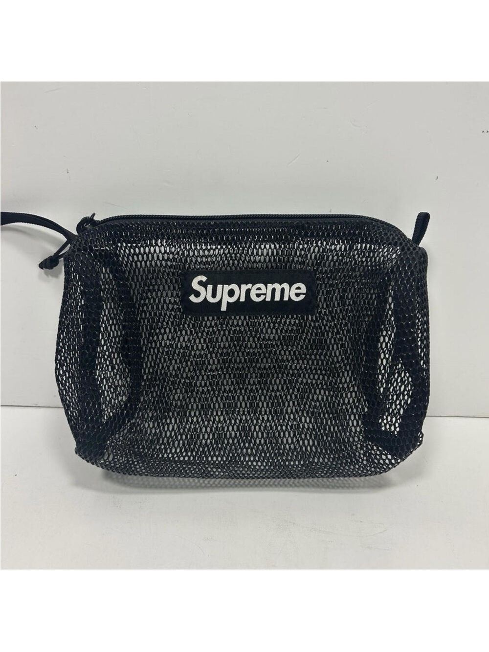 Supreme SS20 Utility Pouch Black
Nylon Mesh Authentic